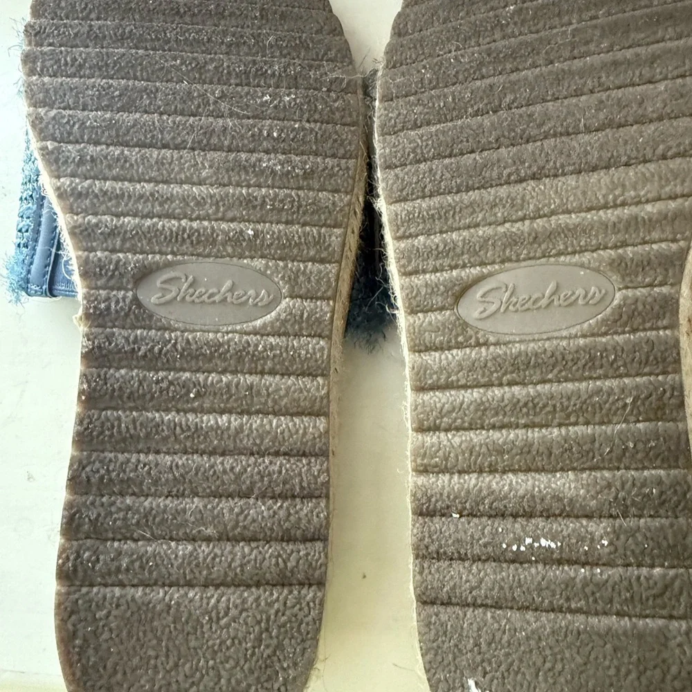 Skechers Women's Breezie-Radiant Feels Slide Sandal.  Size 7 1/2M.  Heel 3/4” - Picture 3 of 4